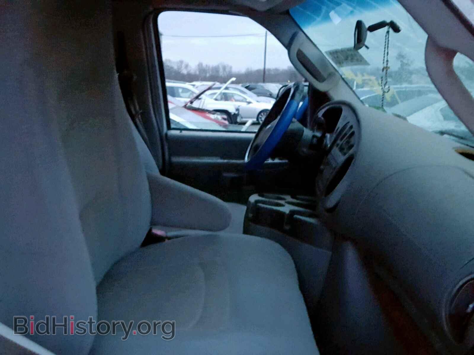 2008 FORD ECONOLINE - VIN: 1FBSS31L18DB04812 - Фото 5