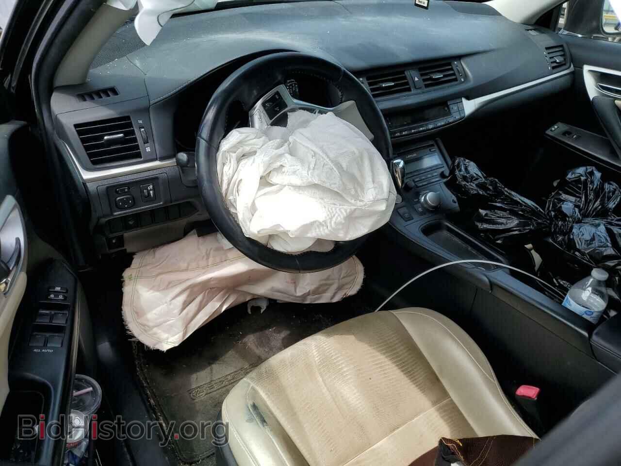 2011 LEXUS CT 200 - VIN: JTHKD5BH5B2022076 - Photo 8