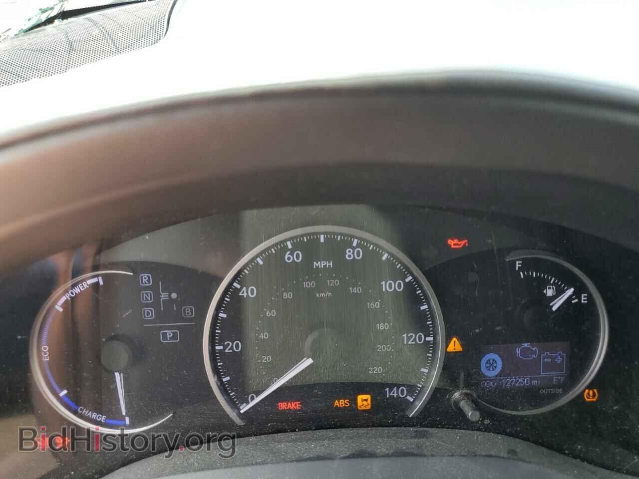2011 LEXUS CT 200 - VIN: JTHKD5BH5B2022076 - Photo 9