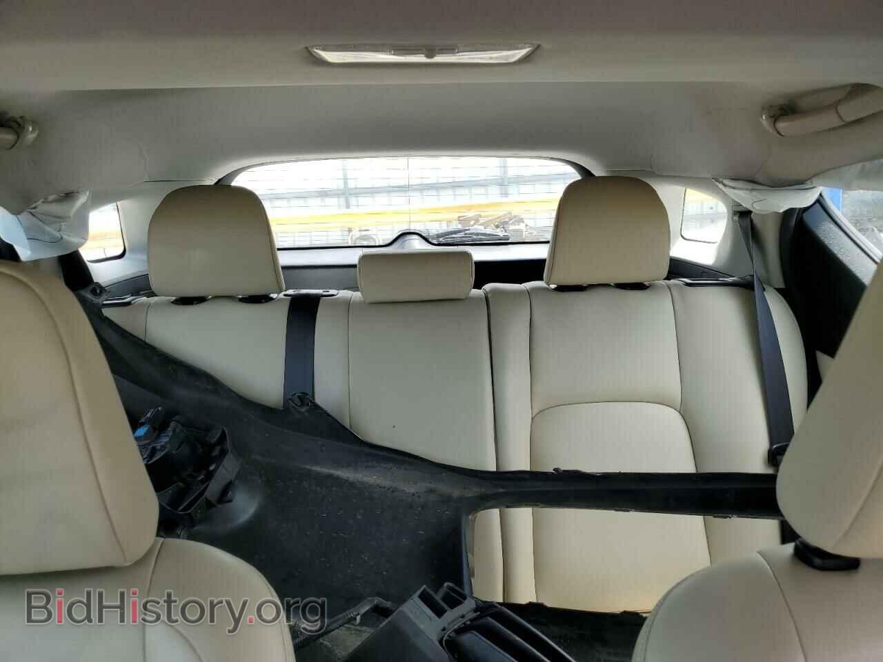 2011 LEXUS CT 200 - VIN: JTHKD5BH5B2022076 - Photo 10