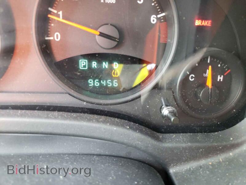 2012 Jeep COMPASS (VIN 1C4NJCBAXCD626906) — фото 8 из 10