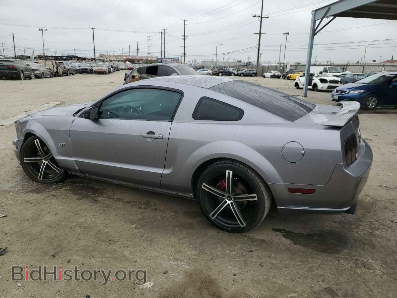 2006 FORD MUSTANG - VIN: 1ZVFT82H265165561 - Фото 2