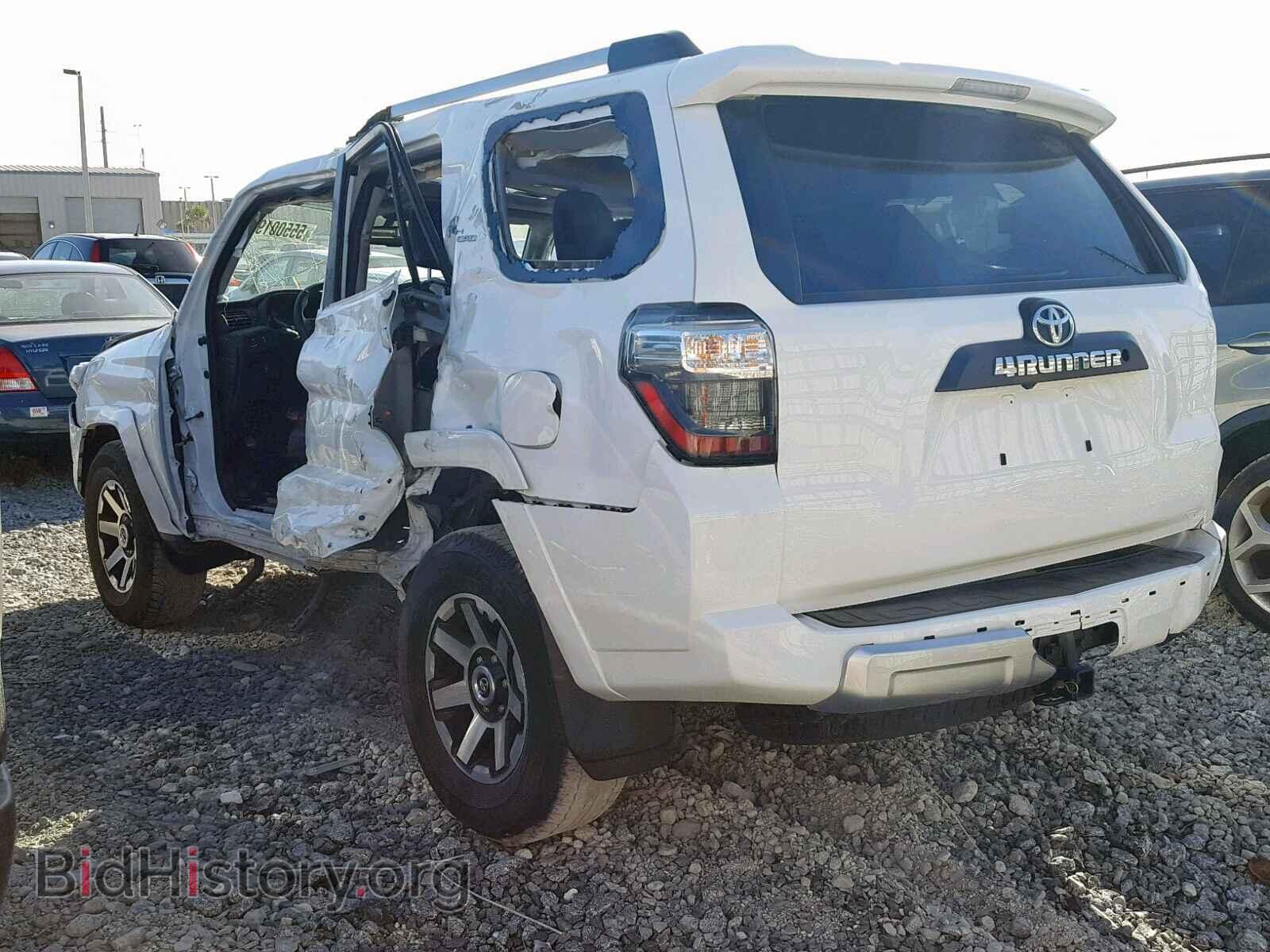 2018 TOYOTA 4RUNNER SR - VIN: JTEBU5JR2J5530283 - Фото 3