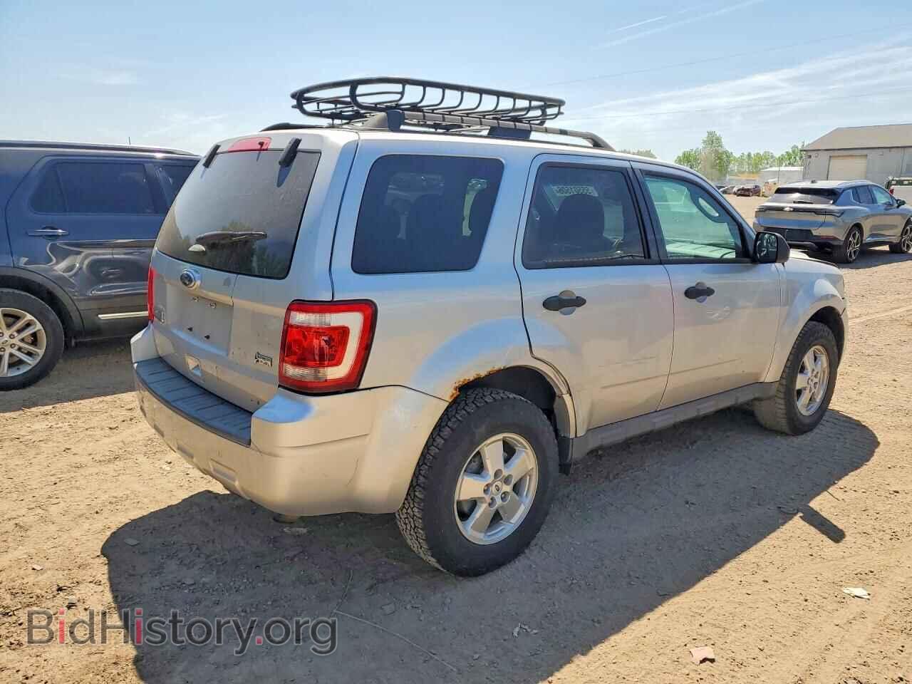 2011 FORD ESCAPE - VIN: 1FMCU0DG6BKC29200 - Фото 3
