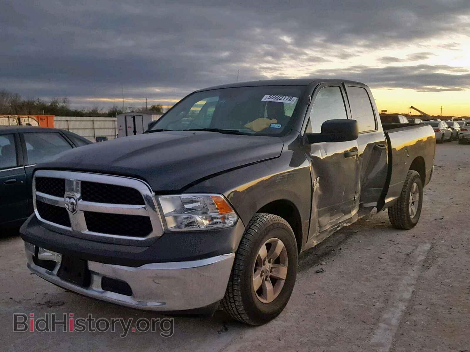 2018 RAM 1500 ST - VIN: 1C6RR6FG9JS202062 - Фото 2