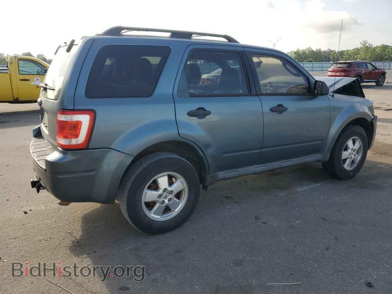 2010 FORD ESCAPE - VIN: 1FMCU9D72AKD31161 - Фото 3