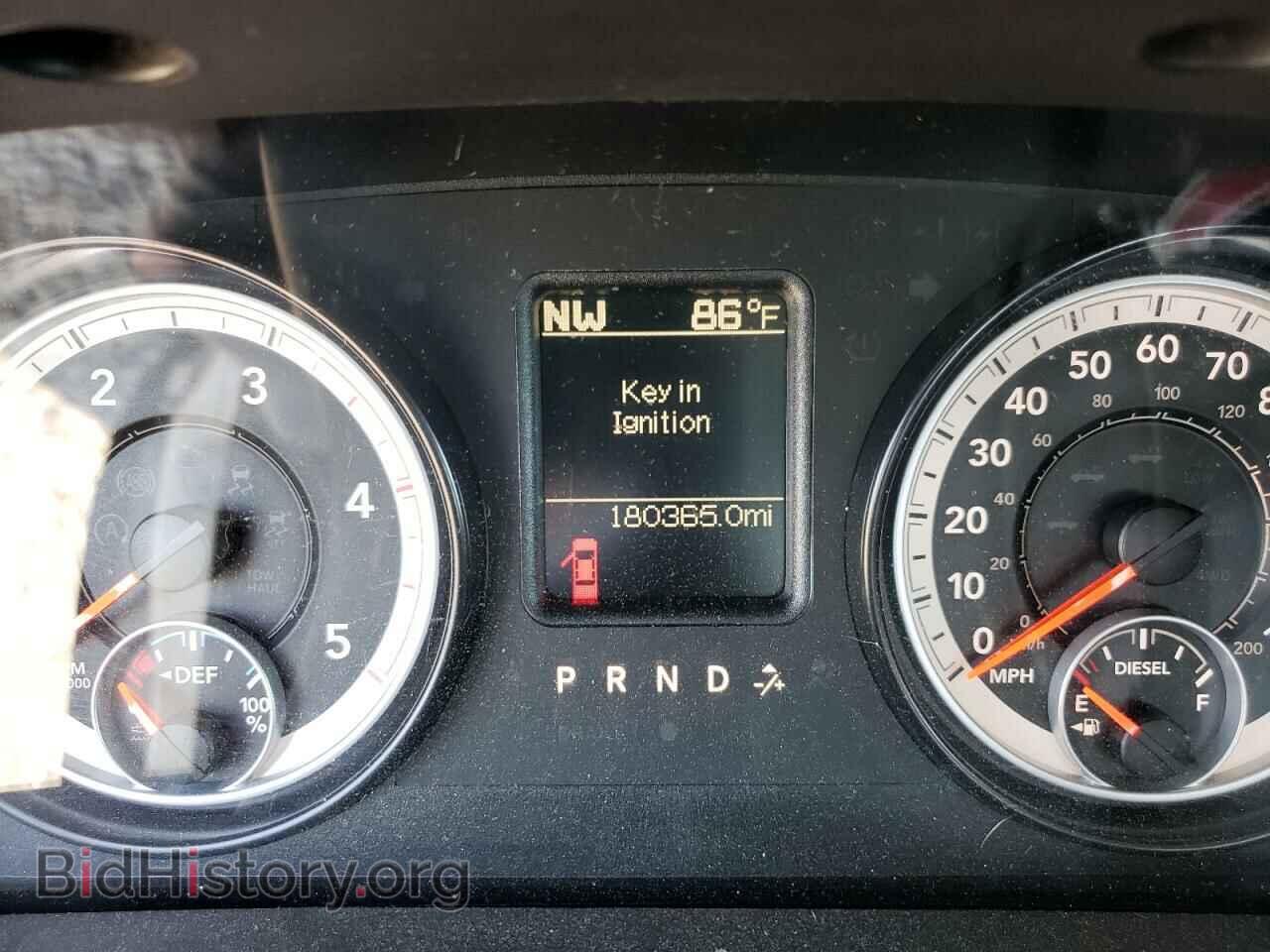 2014 RAM All Models - VIN: 3C63RRGL8EG239121 - Photo 9