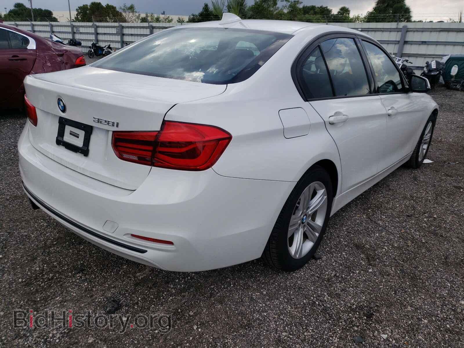 2016 BMW 3 SERIES - VIN: WBA8E9G54GNU28318 - Фото 4