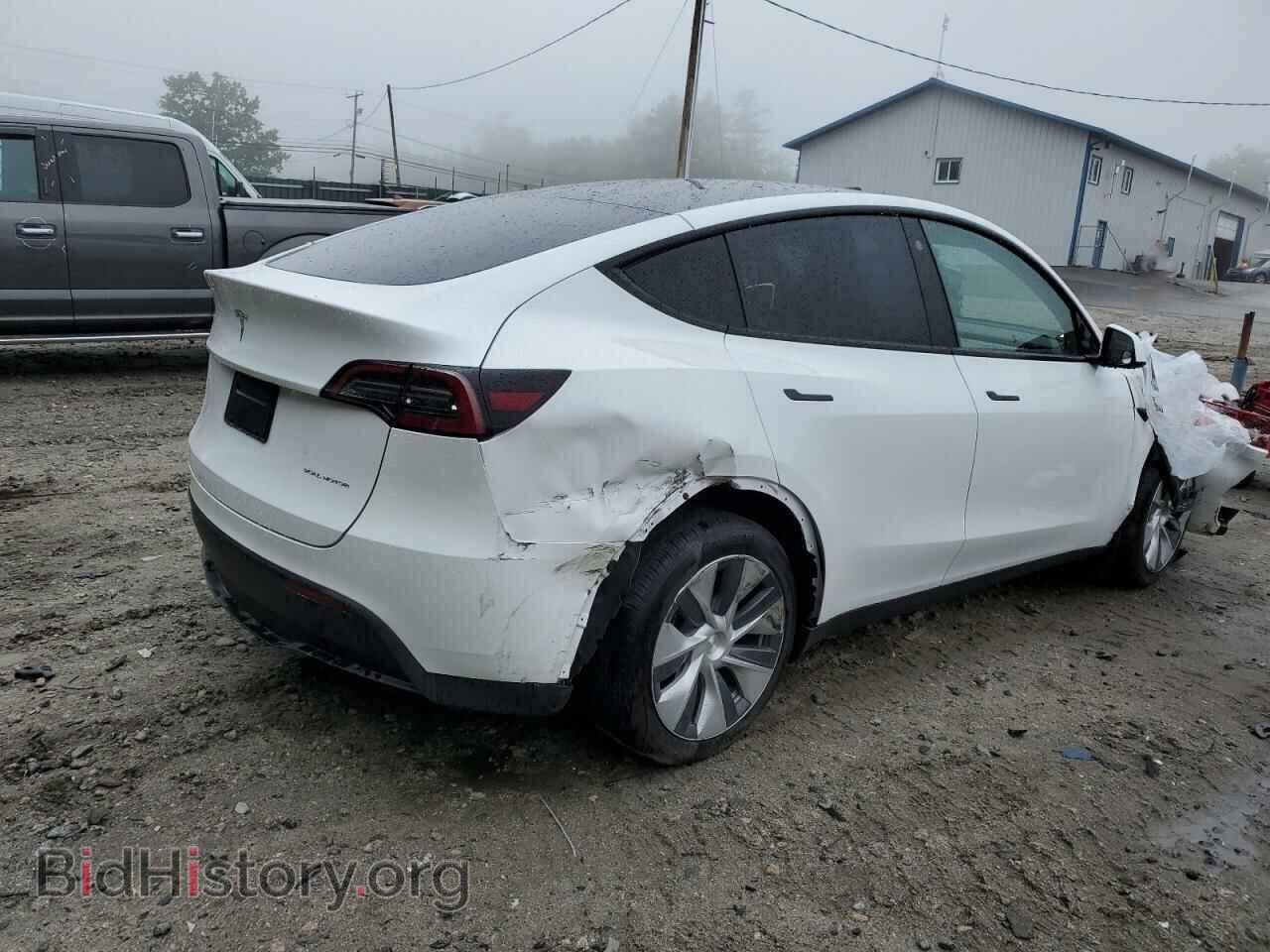 2023 TESLA MODEL Y - VIN: 7SAYGDEEXPF703498 - Фото 3