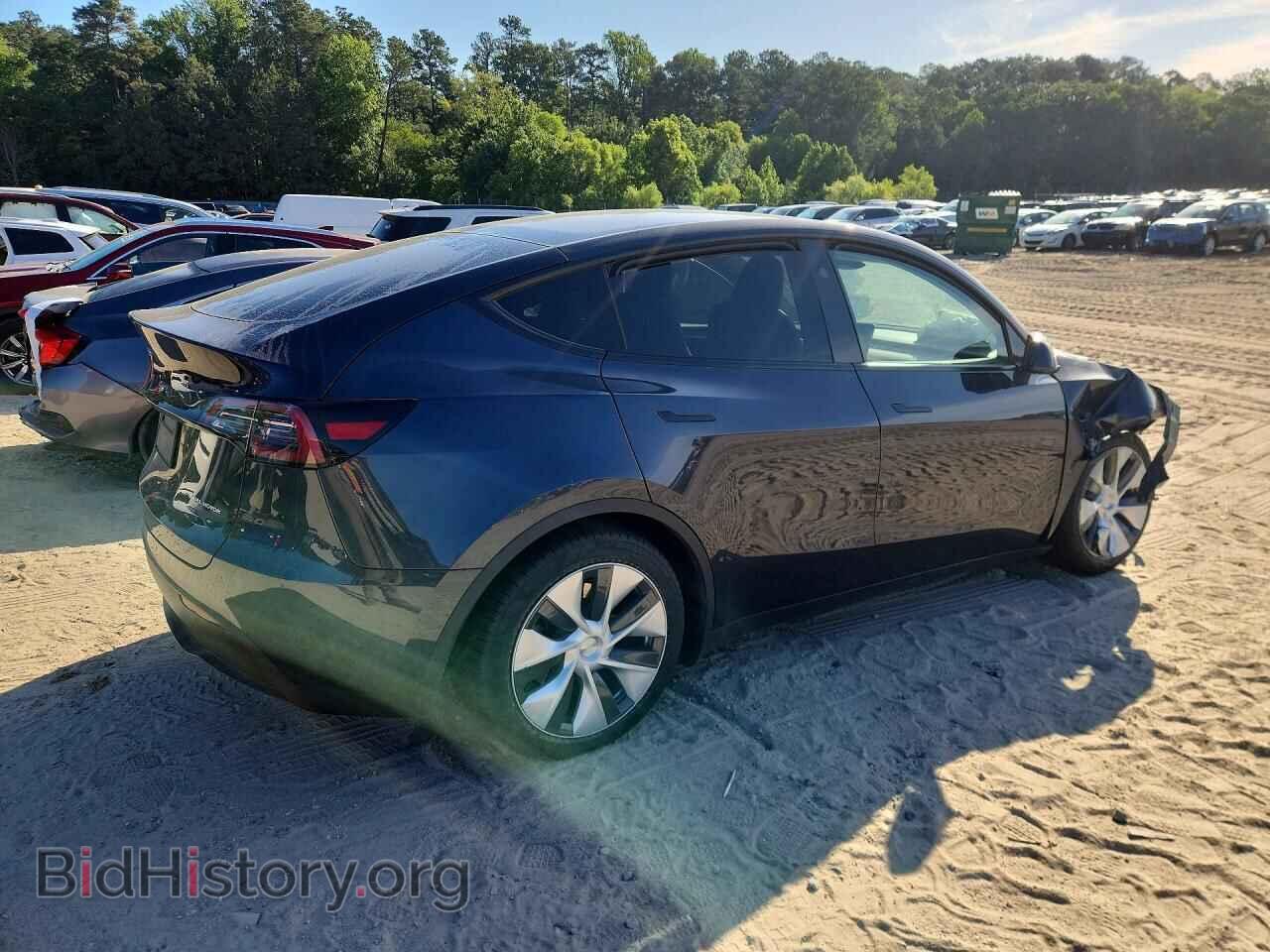 2024 TESLA MODEL Y - VIN: 7SAYGDEE3RA222671 - Photo 3