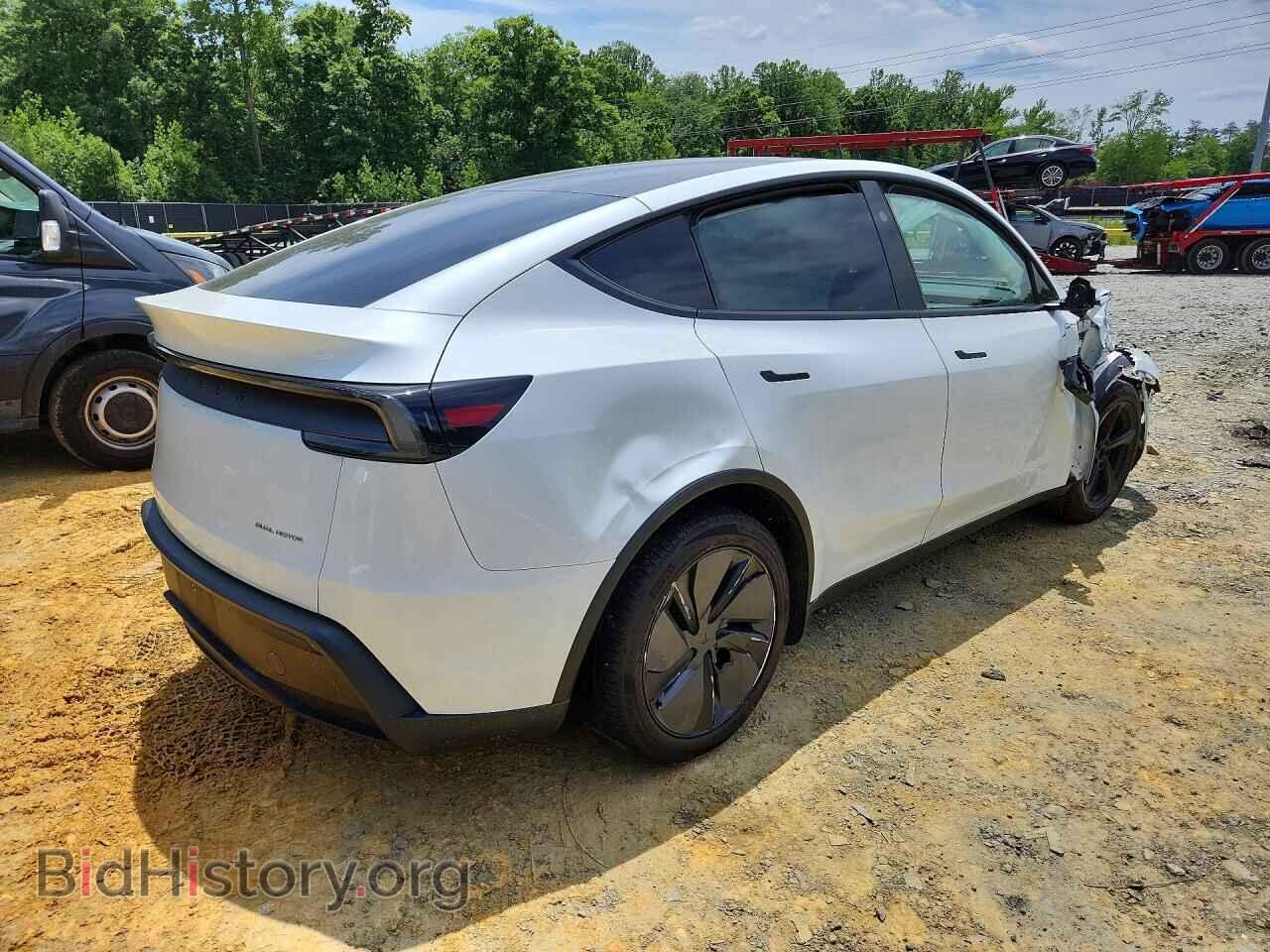 2026 TESLA MODEL Y - VIN: 7SAYGDEE3TA397493 - Фото 3