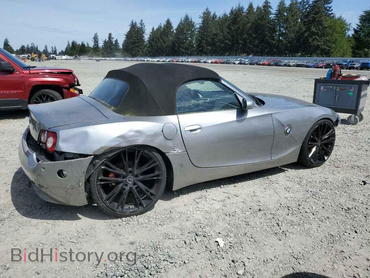 2005 BMW Z4 - VIN: 4USBT33505LR69760 - Фото 3