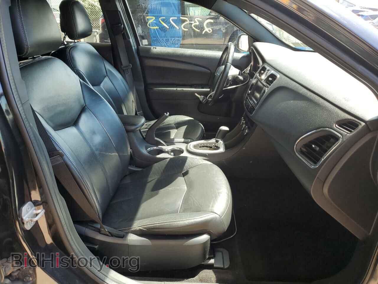 2011 CHRYSLER 200 - VIN: 1C3BC2FG9BN516481 - Фото 5