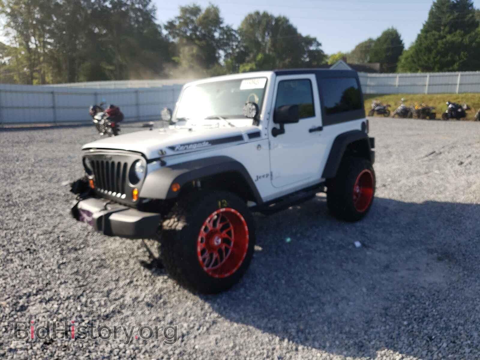 2011 JEEP WRANGLER - VIN: 1J4AA2D12BL556127 - Фото 2