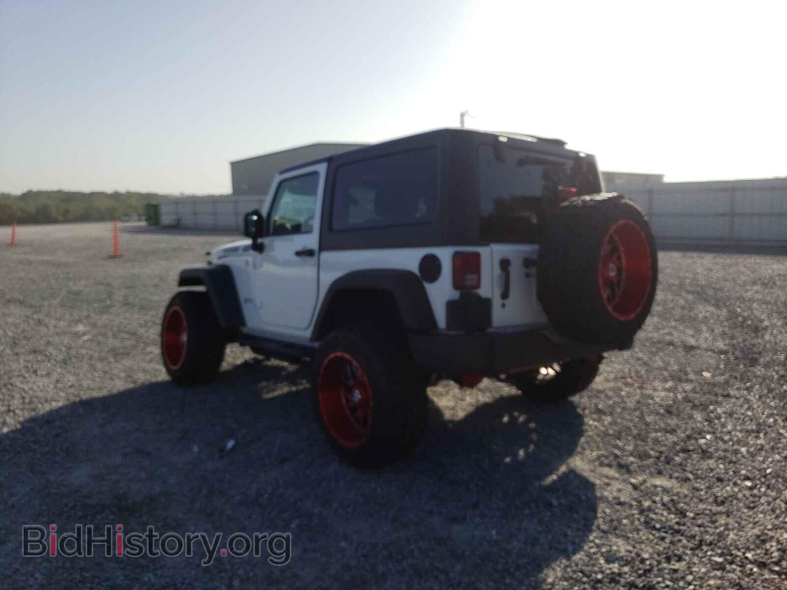 2011 JEEP WRANGLER - VIN: 1J4AA2D12BL556127 - Фото 3
