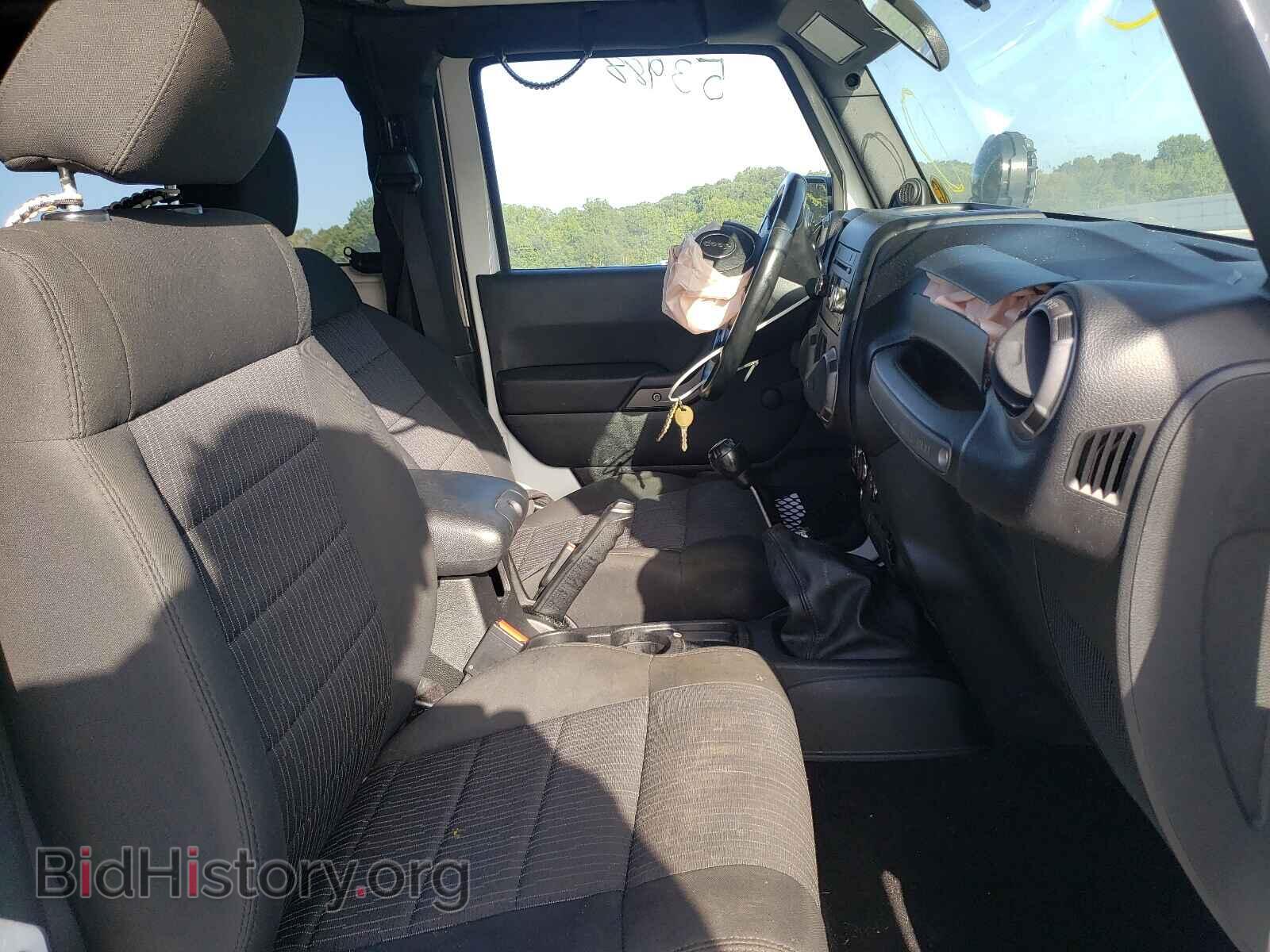 2011 JEEP WRANGLER - VIN: 1J4AA2D12BL556127 - Фото 5