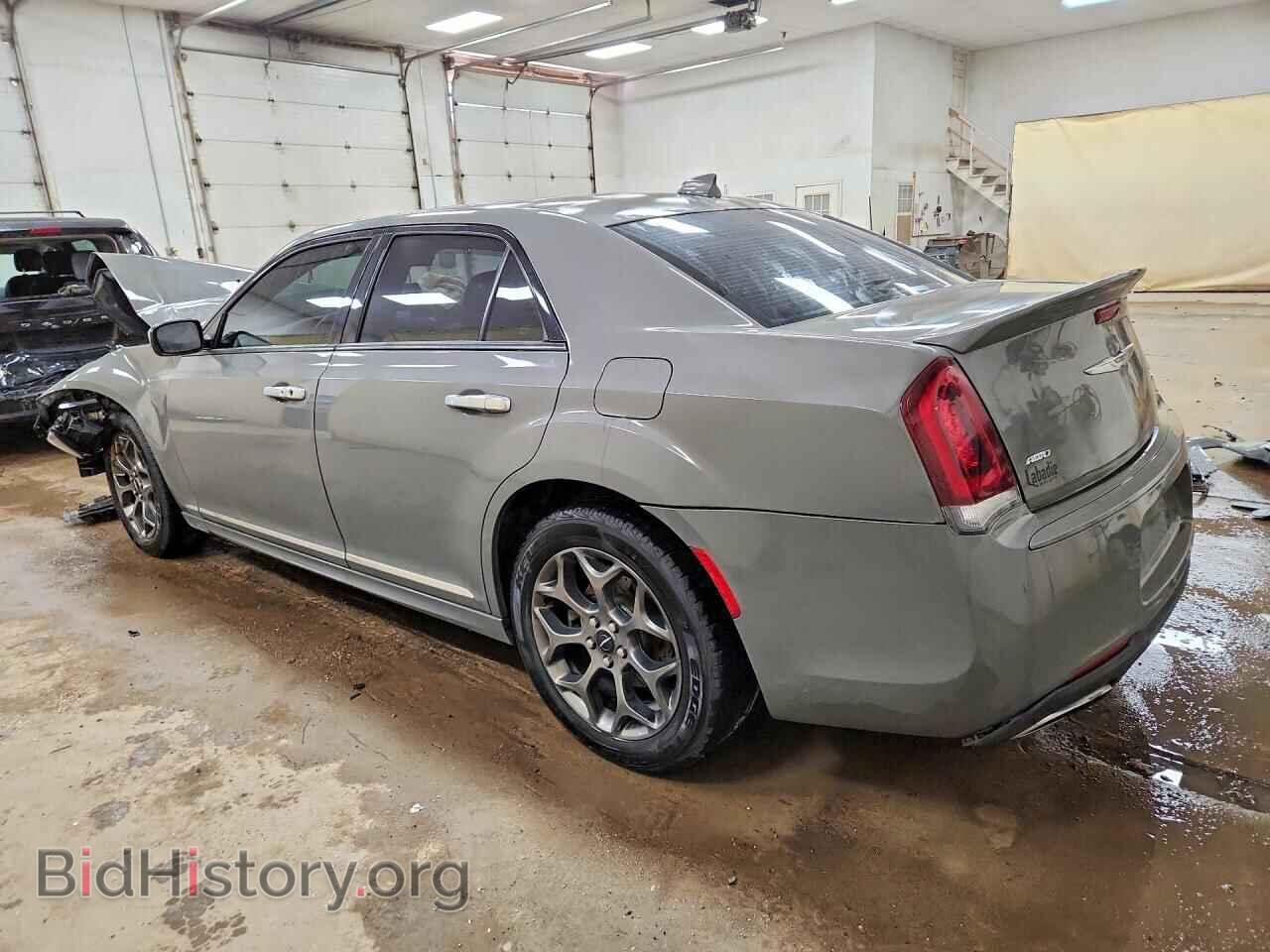 2017 CHRYSLER 300 - VIN: 2C3CCAGGXHH527066 - Фото 2