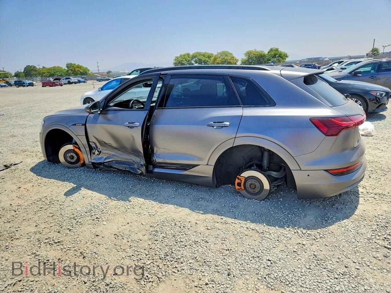 2021 AUDI E-TRON - VIN: WA1AAAGE6MB024641 - Photo 2