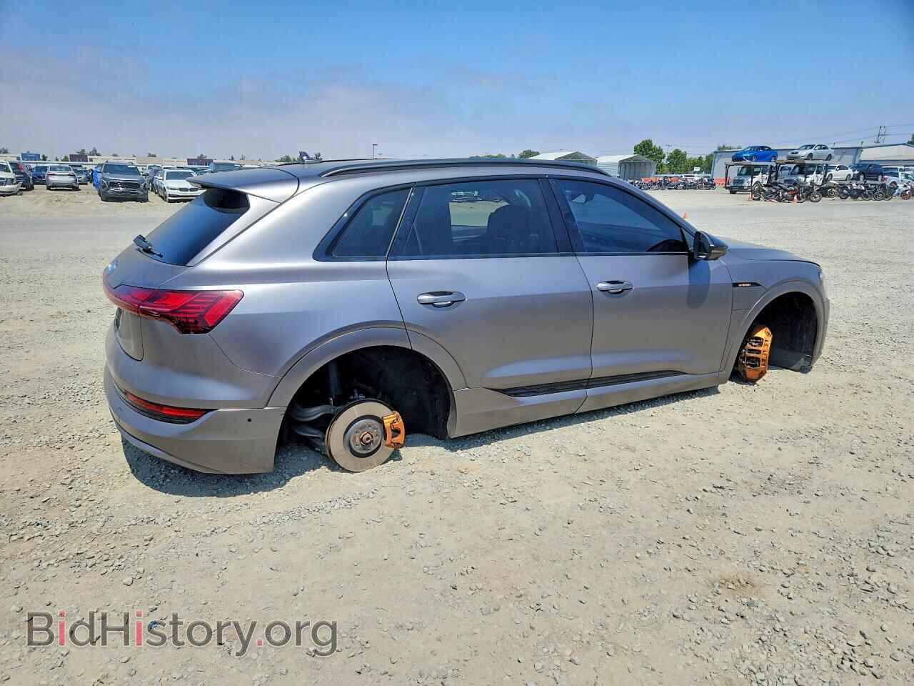 2021 AUDI E-TRON - VIN: WA1AAAGE6MB024641 - Photo 3