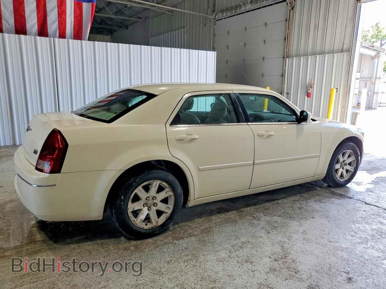 2007 CHRYSLER 300 - VIN: 2C3KA53G27H628759 - Фото 3