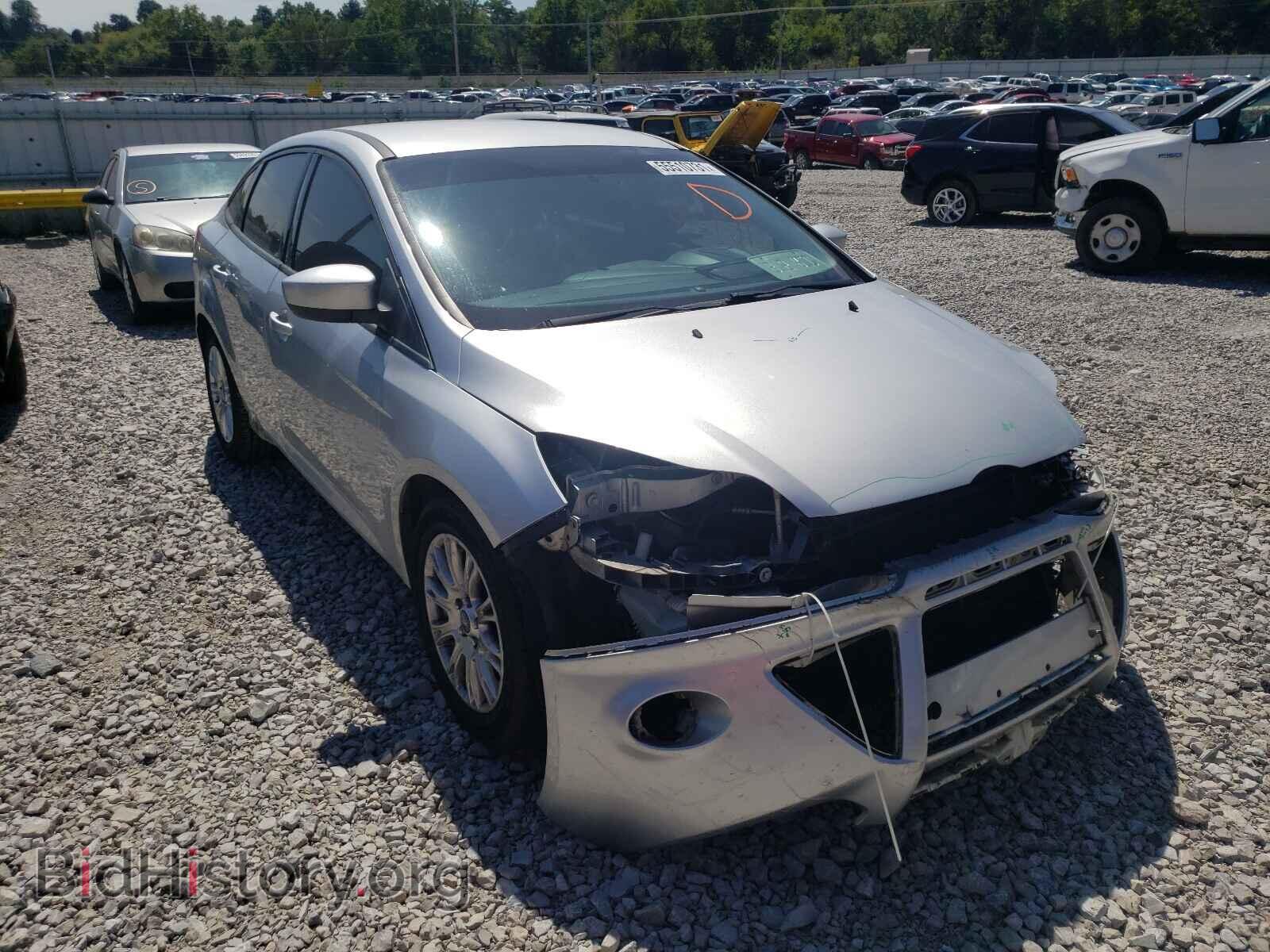 Фотография 1FAHP3F23CL453353 - FORD FOCUS 2012