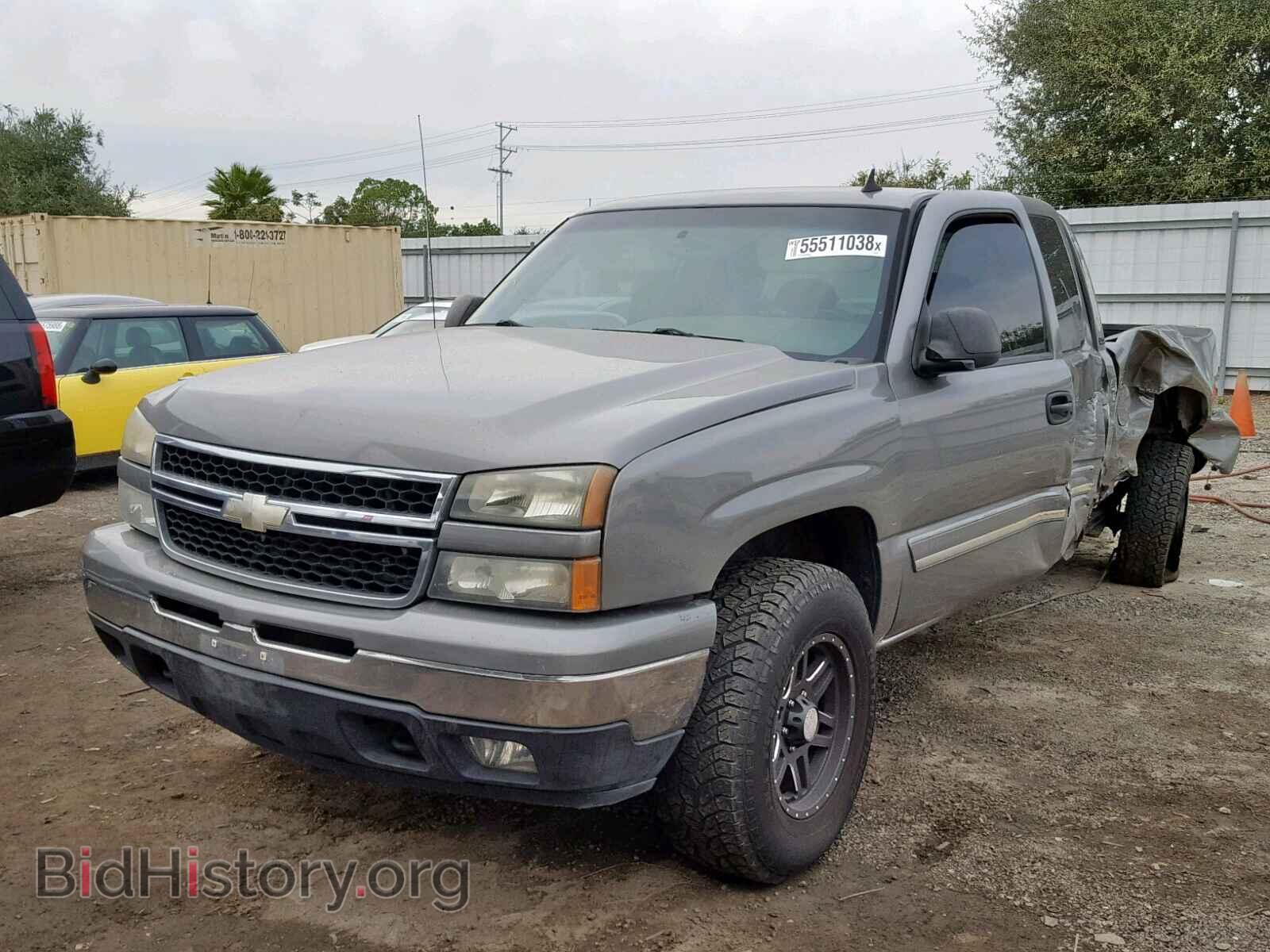 2006 CHEVROLET SILVERADO - VIN: 2GCEC19Z861317753 - Фото 2