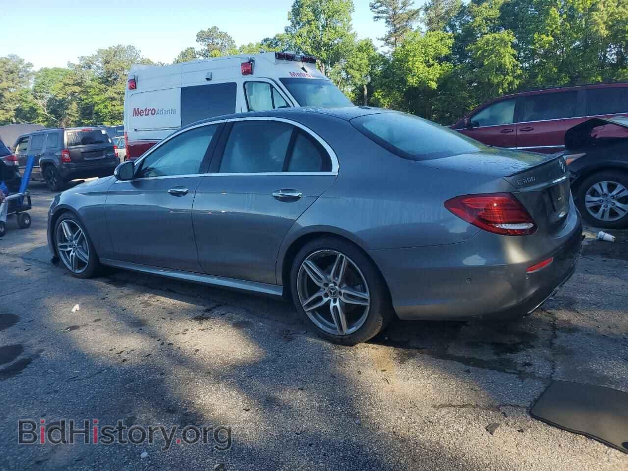 2018 MERCEDES-BENZ E-CLASS - VIN: WDDZF4JB8JA293399 - Фото 2