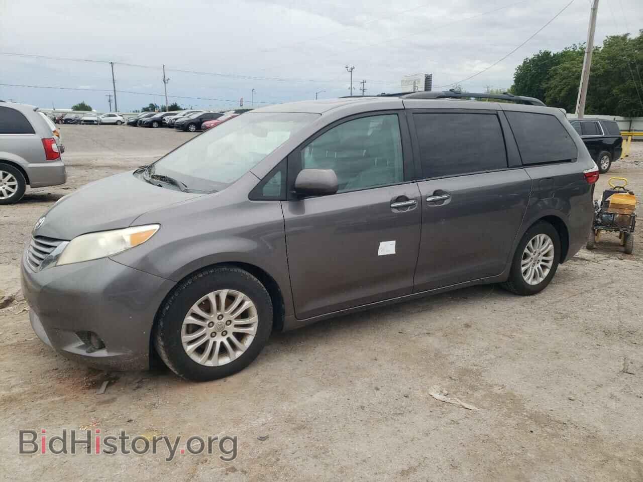 Photo 5TDYK3DC2FS591389 - TOYOTA All Models 2015