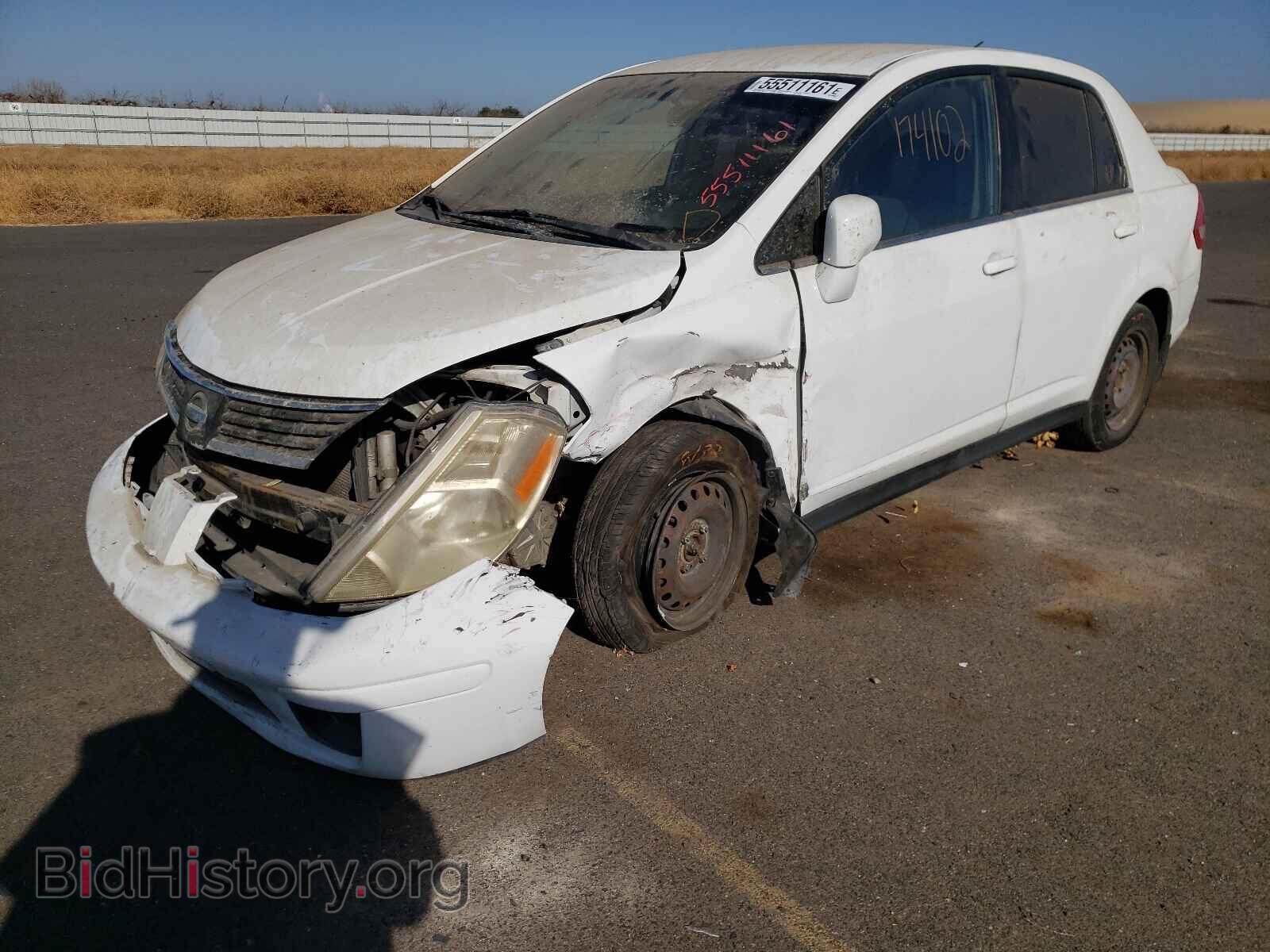 2008 NISSAN VERSA - VIN: 3N1BC11E58L351892 - Фото 2
