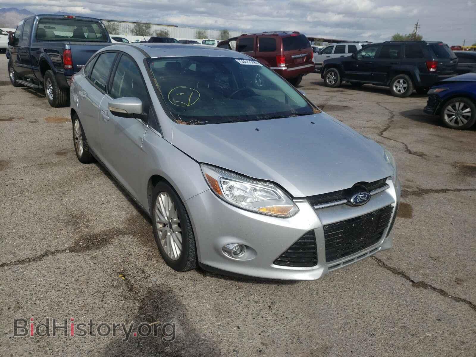 Photo 1FAHP3H25CL367930 - FORD FOCUS 2012