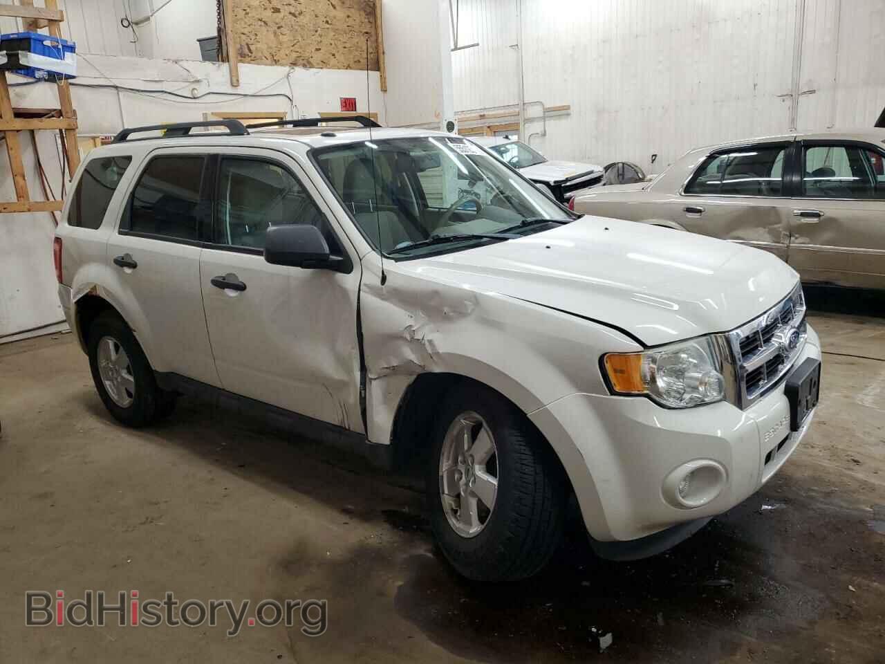2011 FORD ESCAPE - VIN: 1FMCU9DG2BKA14630 - Фото 4
