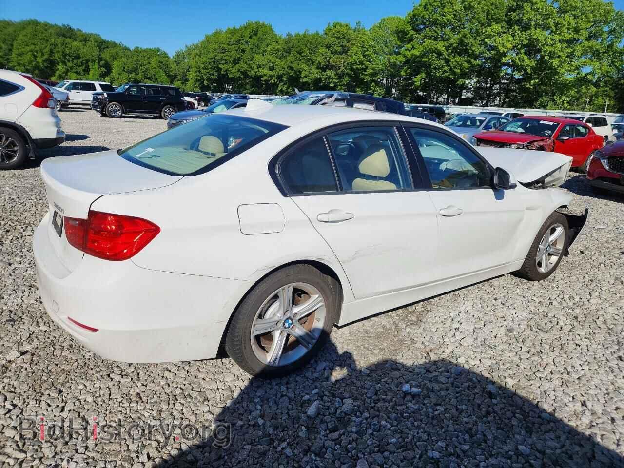 2014 BMW 3 SERIES - VIN: WBA3C3G50ENS68111 - Фото 3