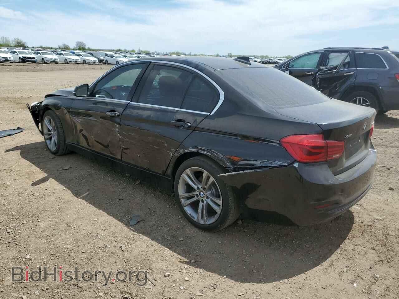 2017 BMW 3 SERIES - VIN: WBA8D9G52HNU58566 - Фото 2