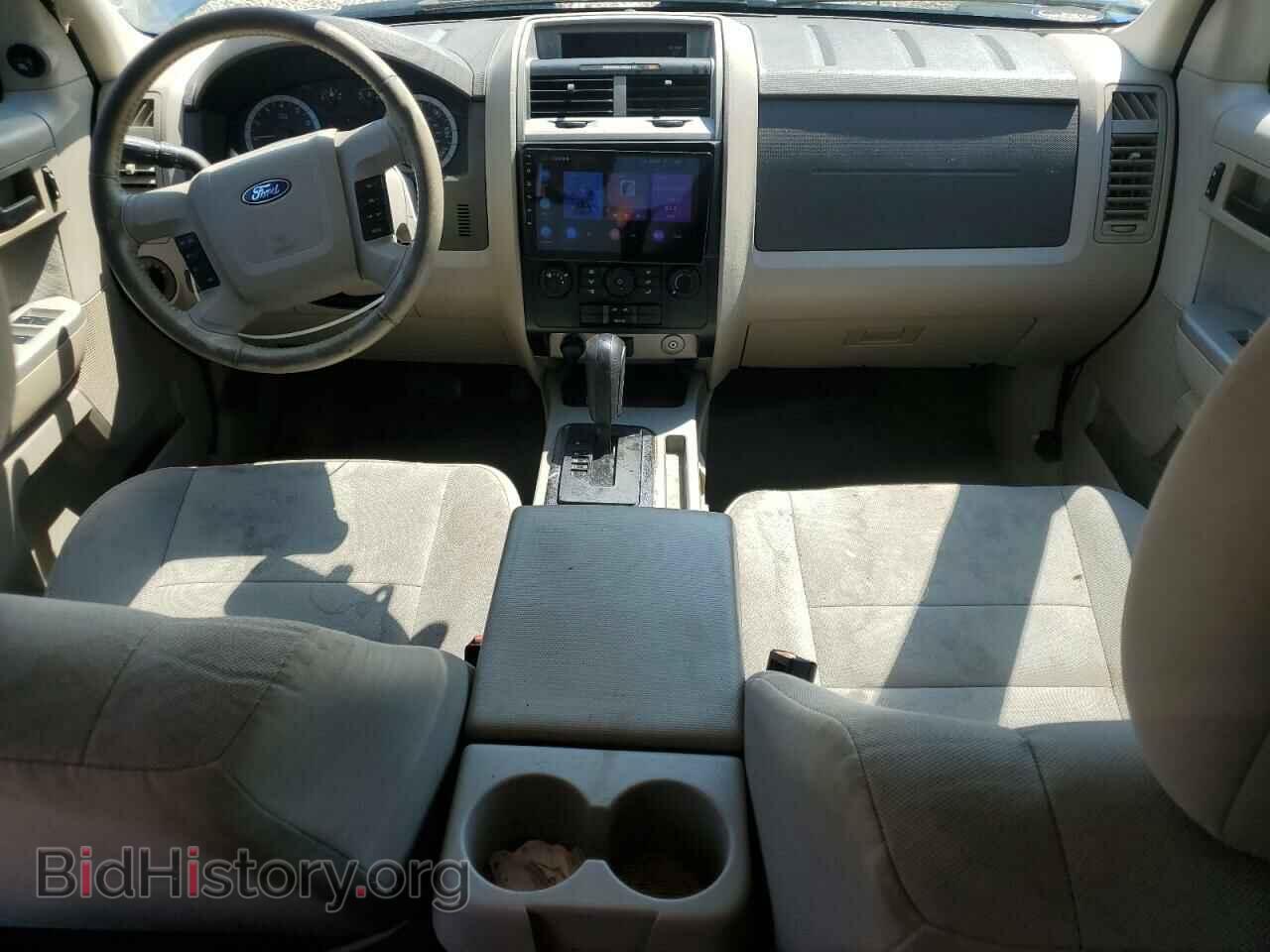 2010 FORD ESCAPE - VIN: 1FMCU9D77AKC22517 - Фото 8