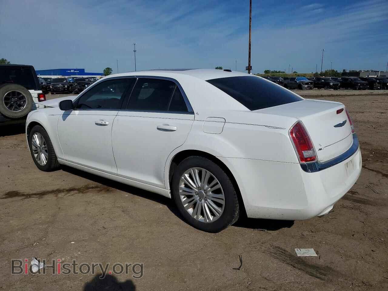 2014 CHRYSLER 300 - VIN: 2C3CCARG7EH303973 - Photo 2