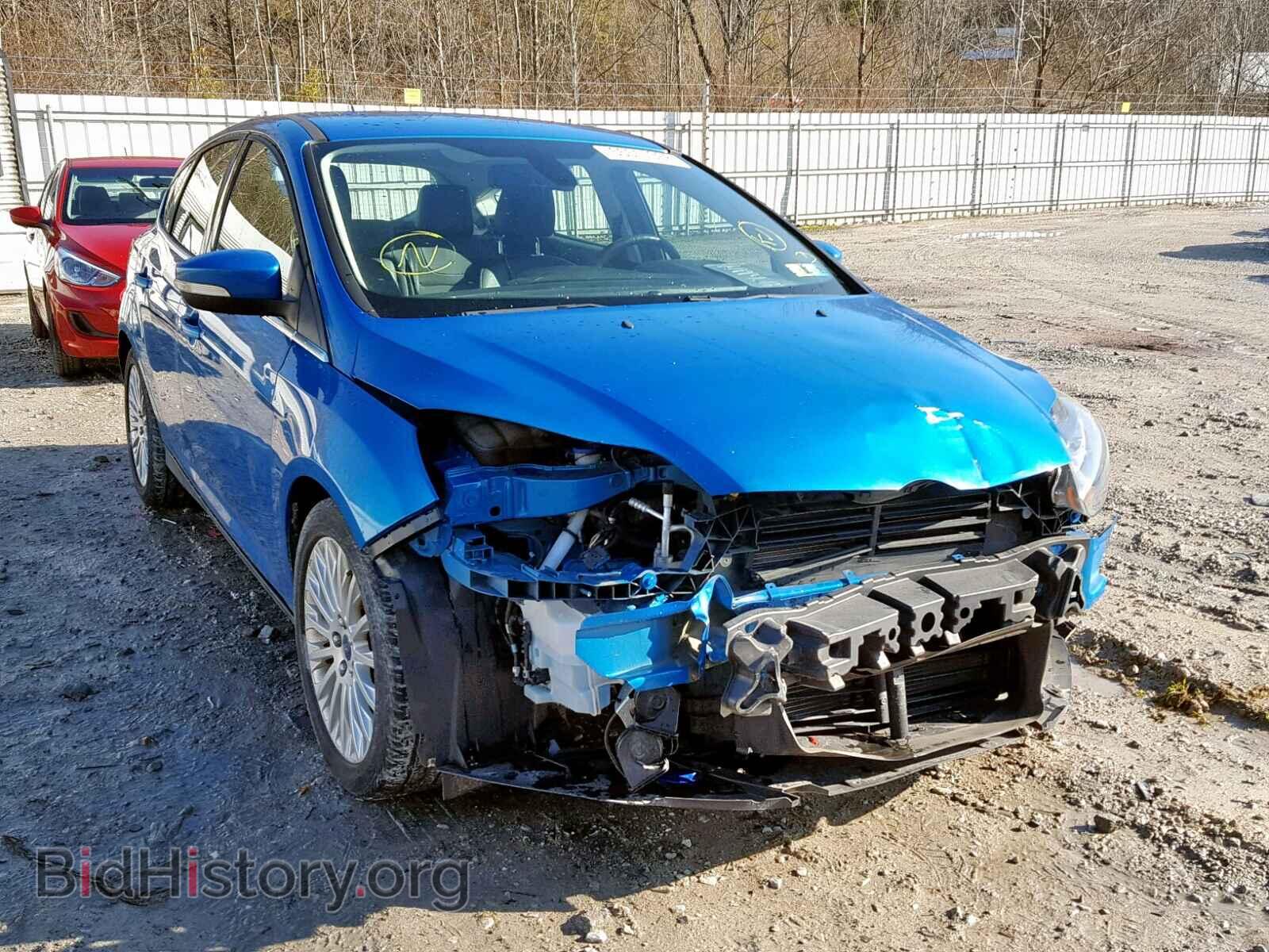 Photo 1FAHP3N22CL270768 - FORD FOCUS 2012