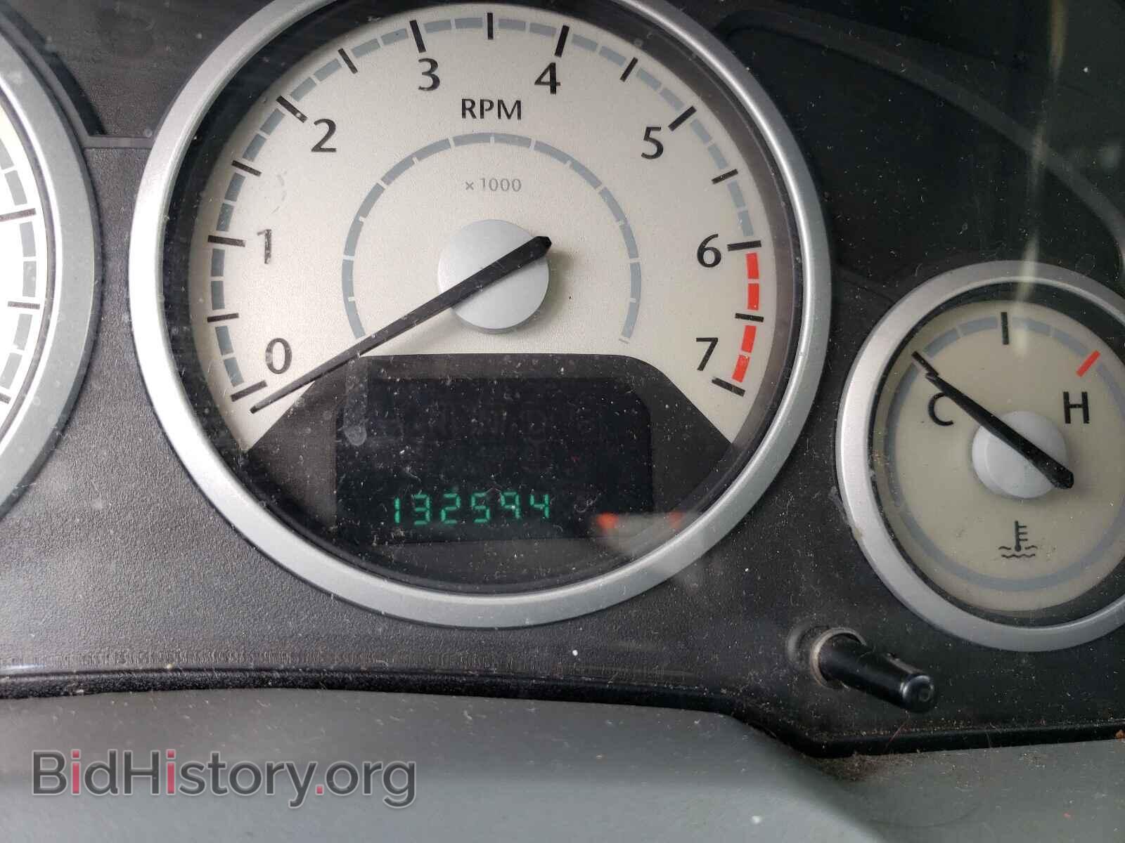 2008 CHRYSLER MINIVAN - VIN: 2A8HR54PX8R744311 - Фото 8