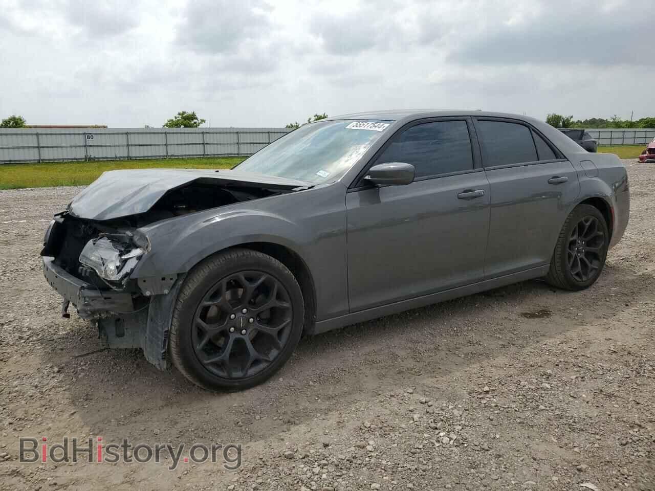 Фотография 2C3CCABG7KH516248 - CHRYSLER 300 2019