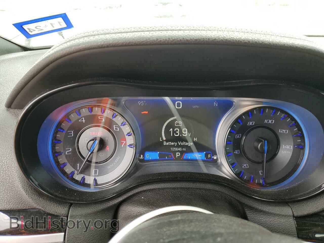 2019 CHRYSLER 300 - VIN: 2C3CCABG7KH516248 - Photo 9