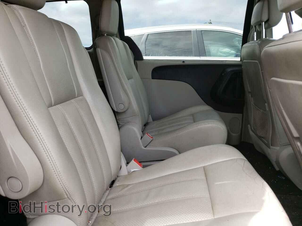 2011 CHRYSLER MINIVAN - VIN: 2A4RR8DG1BR645357 - Photo 6