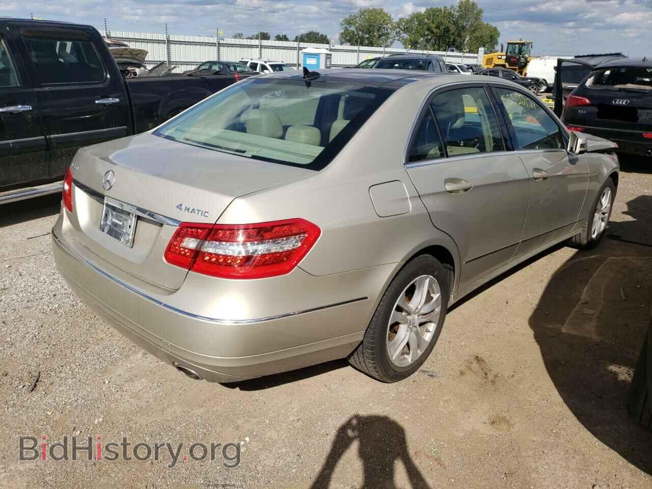 2010 MERCEDES-BENZ E-CLASS - VIN: WDDHF8HB8AA257513 - Фото 4