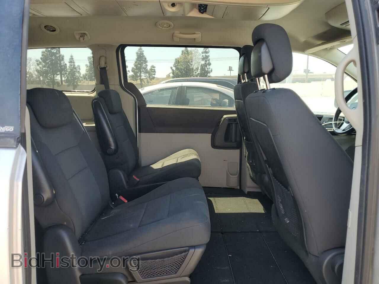 2010 DODGE All Models - VIN: 2D4RN5D13AR331626 - Photo 11