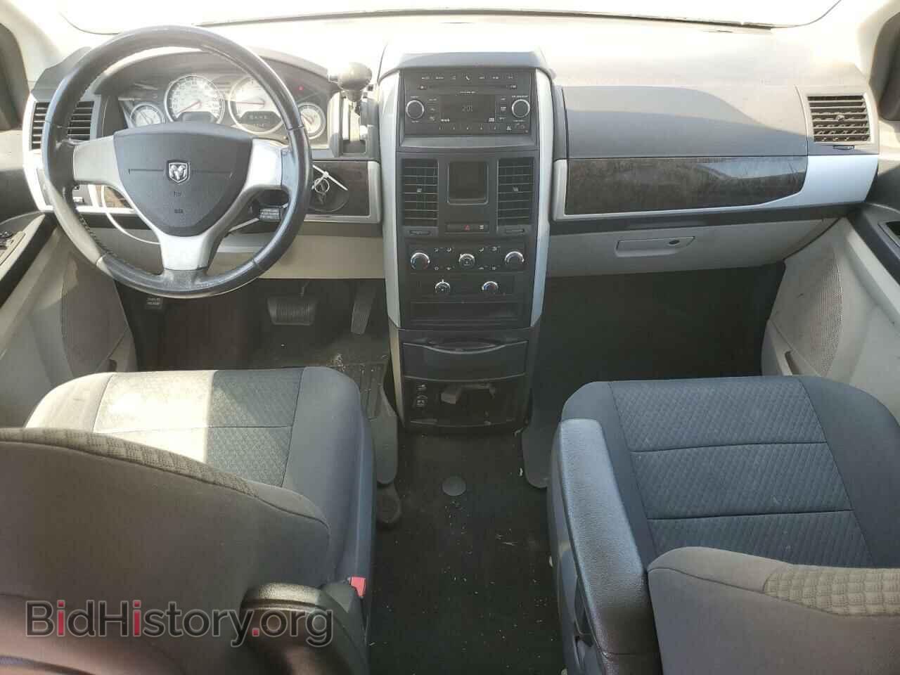 2010 DODGE All Models - VIN: 2D4RN5D13AR331626 - Photo 8