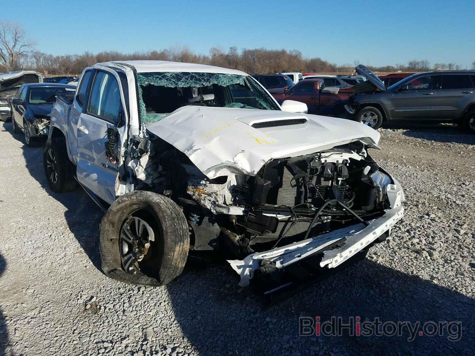 Фотография 5TFCZ5ANXJX162379 - TOYOTA TACOMA 2018