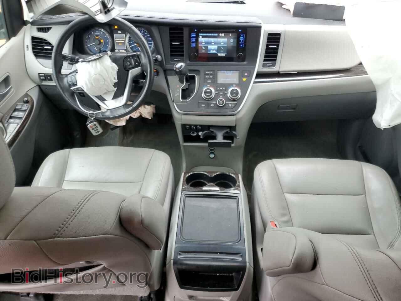 2017 TOYOTA All Models - VIN: 5TDYZ3DC4HS786831 - Фото 8