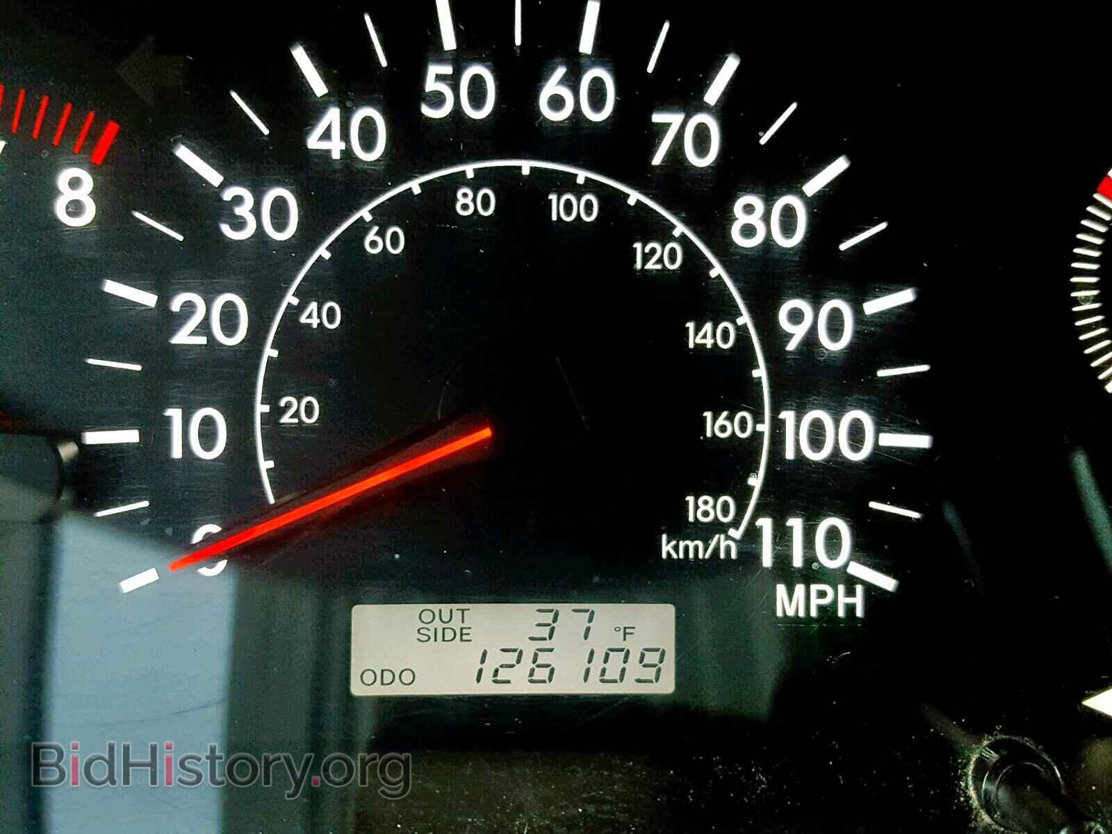 2007 TOYOTA COROLLA - VIN: 1NXBR32E77Z855608 - Фото 8