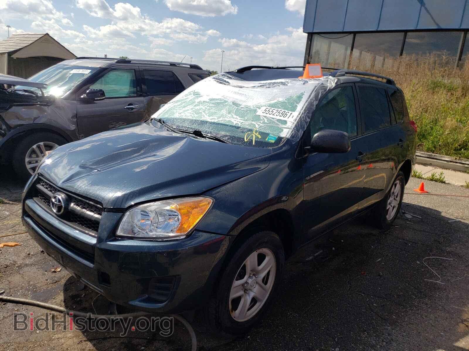 2011 TOYOTA RAV4 - VIN: 2T3BF4DV6BW103443 - Фото 2
