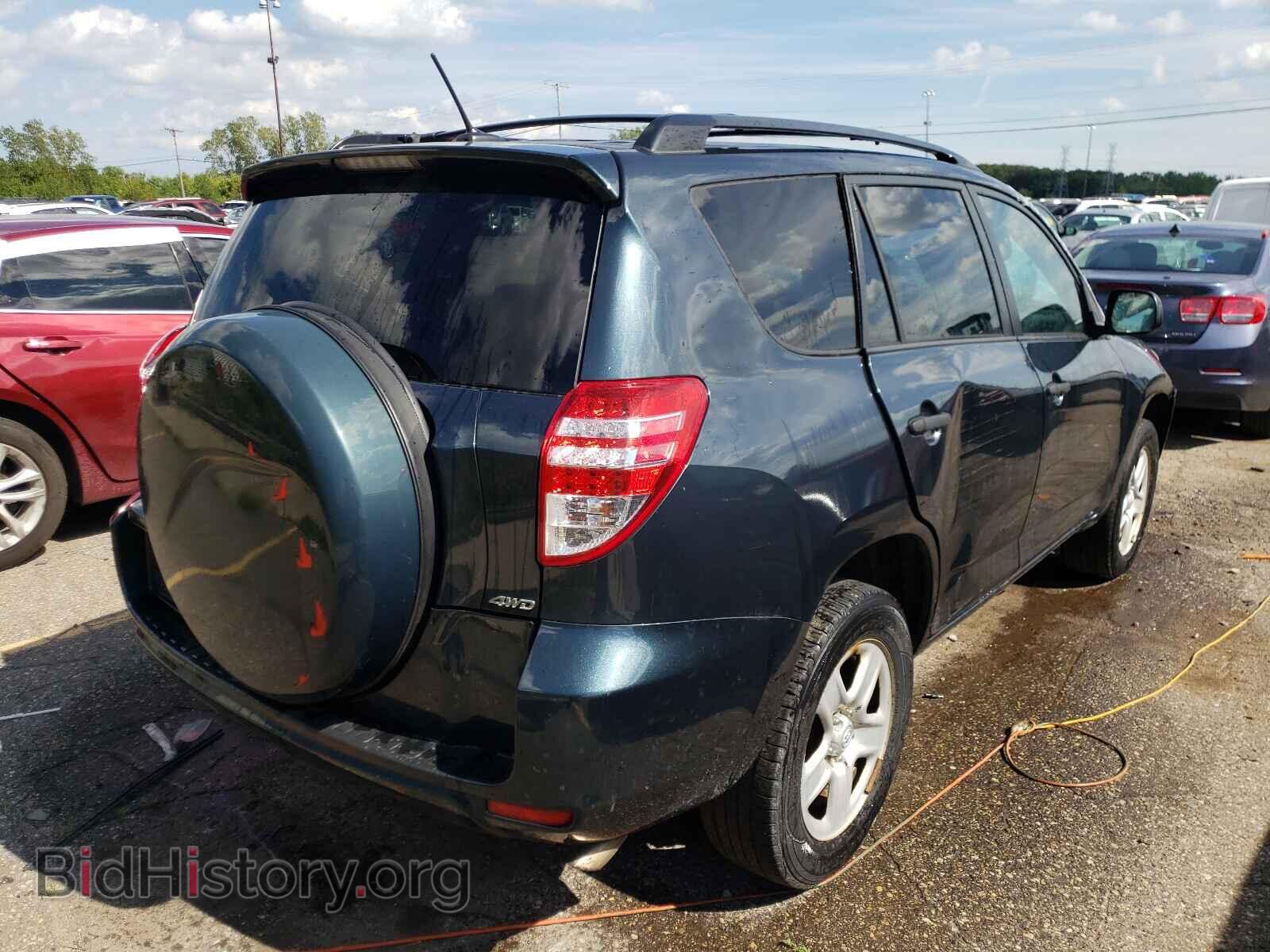 2011 TOYOTA RAV4 - VIN: 2T3BF4DV6BW103443 - Фото 4