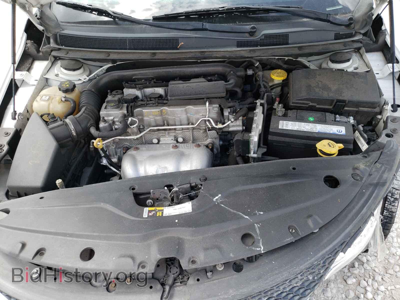 2015 CHRYSLER 200 - VIN: 1C3CCCAB6FN677432 - Фото 7