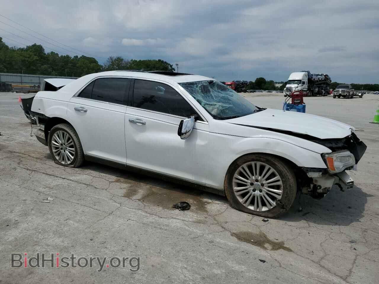 2013 CHRYSLER 300 - VIN: 2C3CCARG2DH551837 - Фото 4
